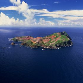 View of Phillip Island| Norfolk Island National Park